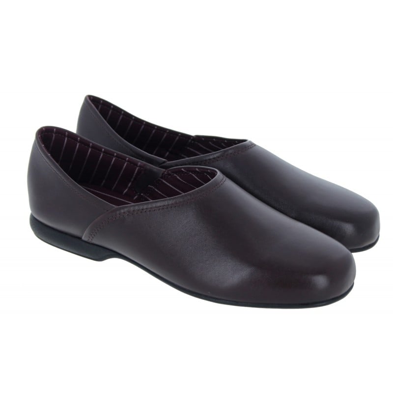 Clarks leather clearance slippers